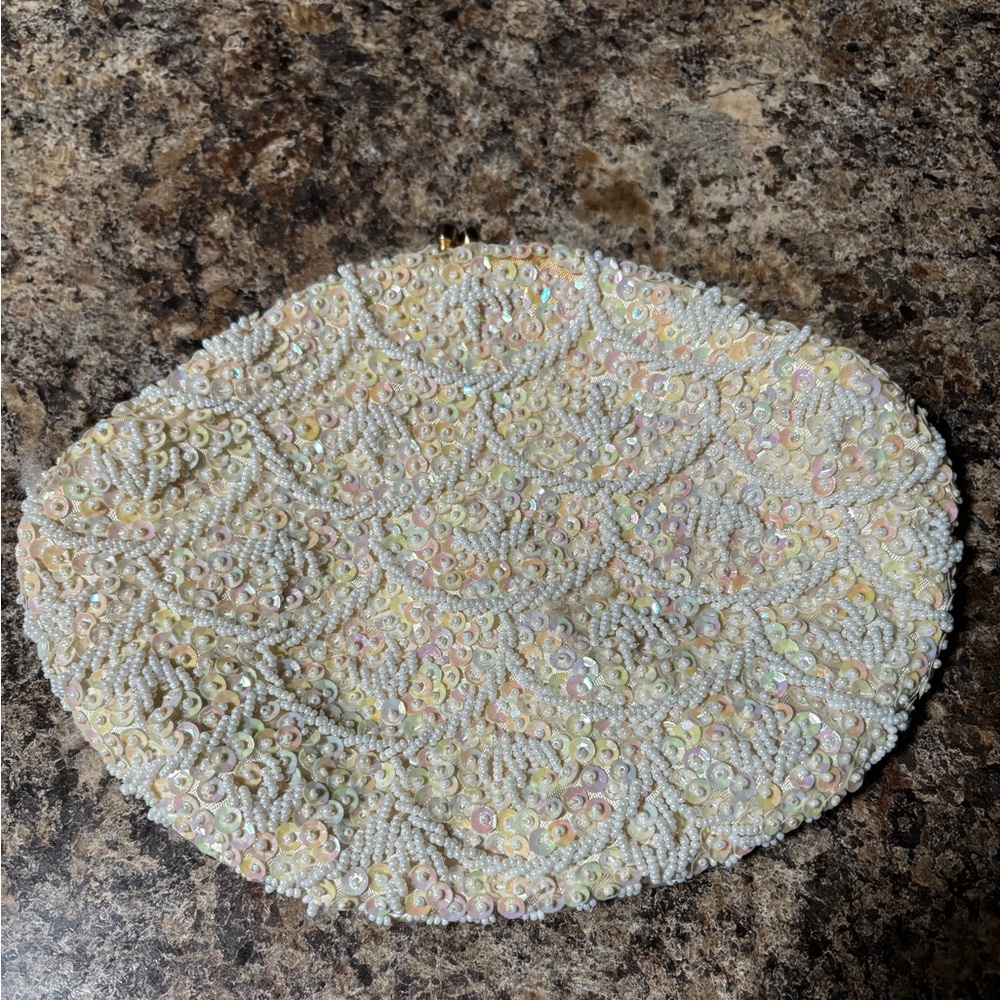 Women’s Vintage 1960’s Beaded and Sequined Clutch/Bag